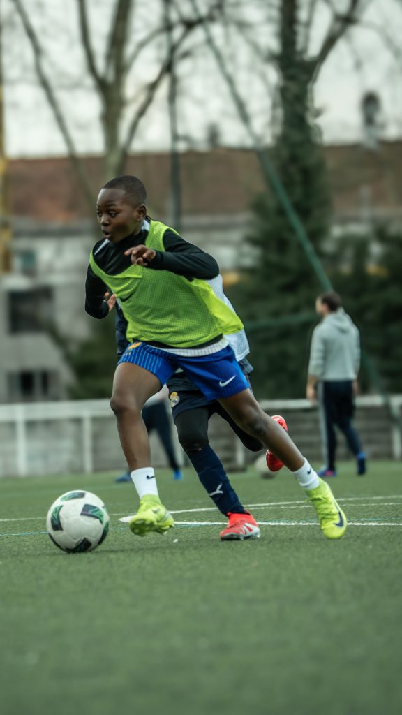 entrainement foot u9 conduite de balle