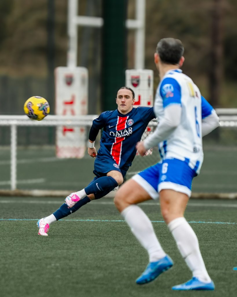 portrait footballeur cdm en action